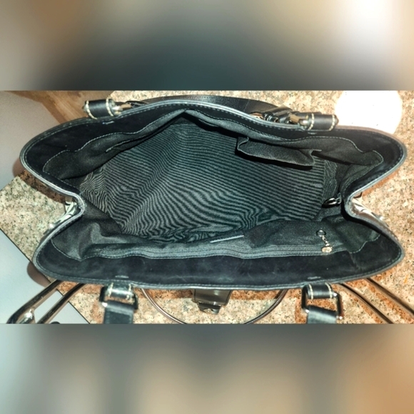 Coach Black and Cream Signature Tote Bag - Picture 8 of 16